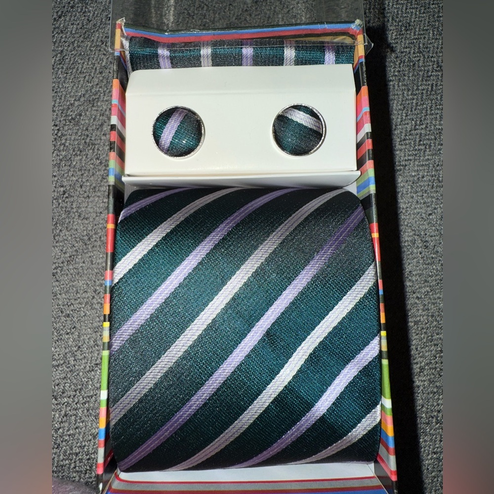 Elegant Striped Tie, Handkerchief and Cufflink Set